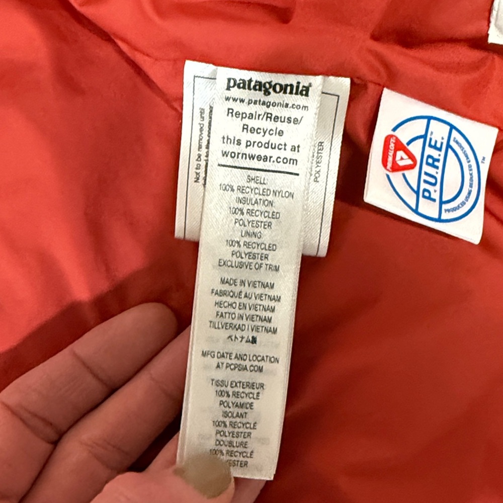 Patagonia Kids Blue Puffer Jacket with Red Trim - Picture 4 of 5